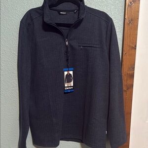 DKNY Men's Navy half zip Sweater size large